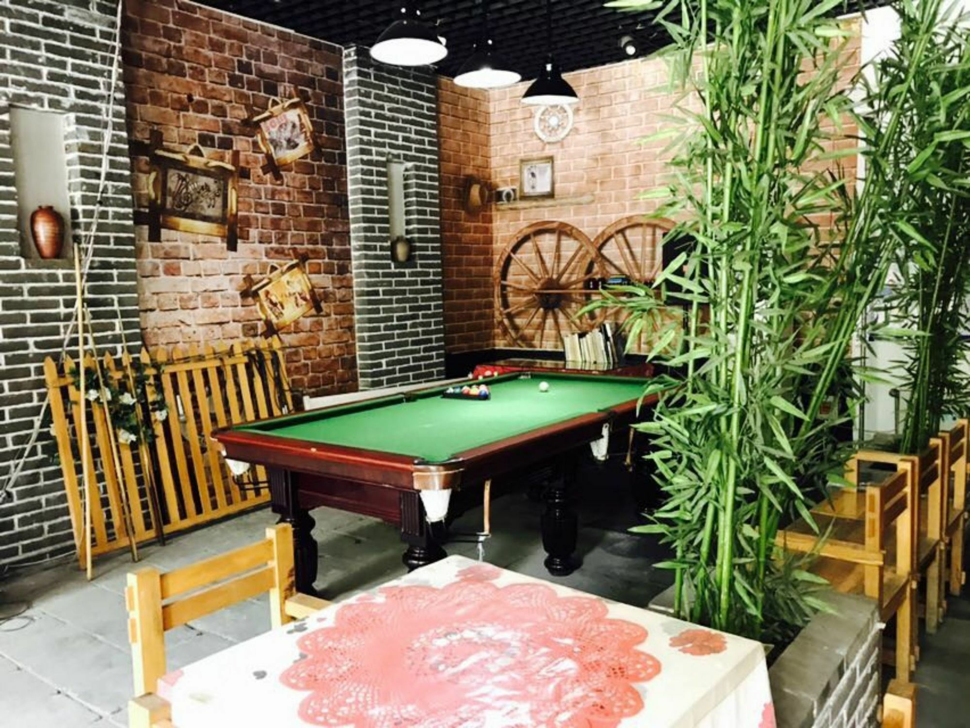 Qufu International Youth Hostel Экстерьер фото